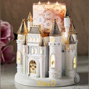 ✨Disney Princess Light up Castle Pedestal✨